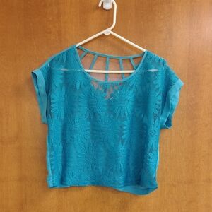 Mine Cropped Teal Lace Blouse